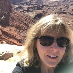 Meet your Posher, Catherine